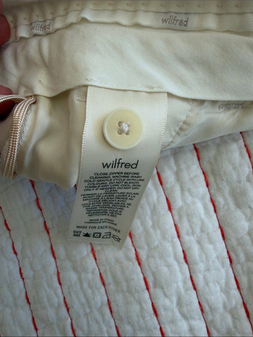 Aritzia Wilfred Effortless 5" Short sz 10 gently used - Picture 10 of 12
